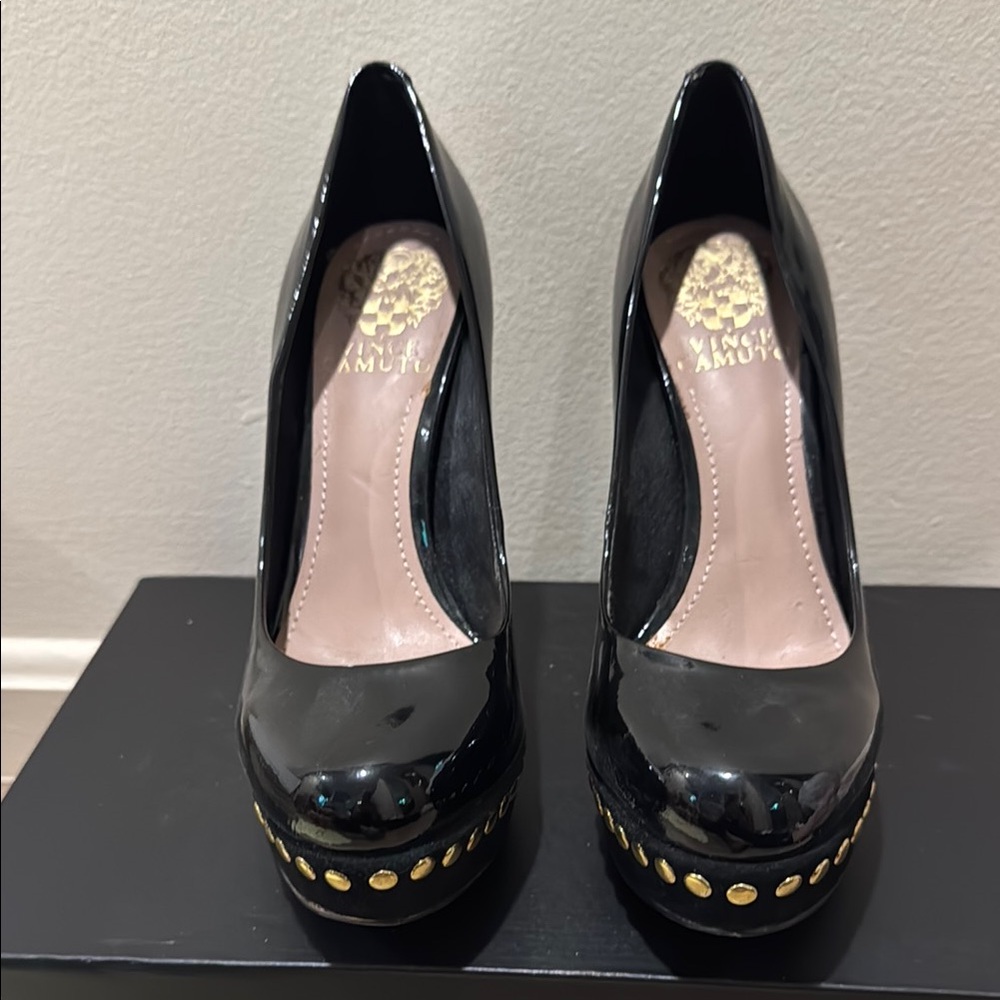 Vince Camuto Black and Gold Studded Heels EUC